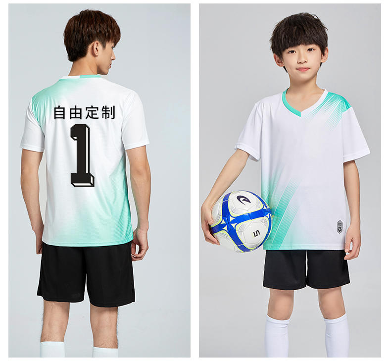 D8833 soccer training uniform set model display 2