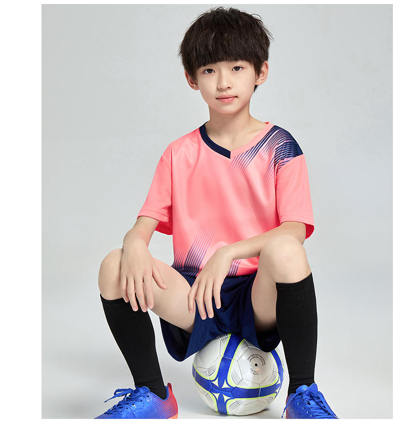 D8833 soccer training uniform set model display 6