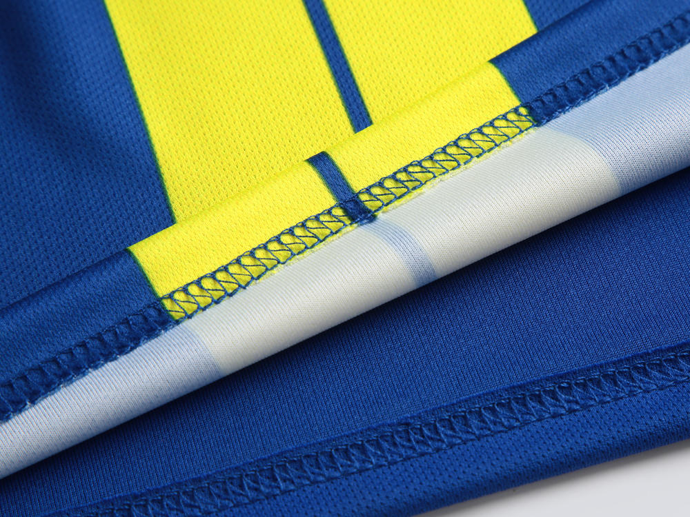 J6316 stitching detail