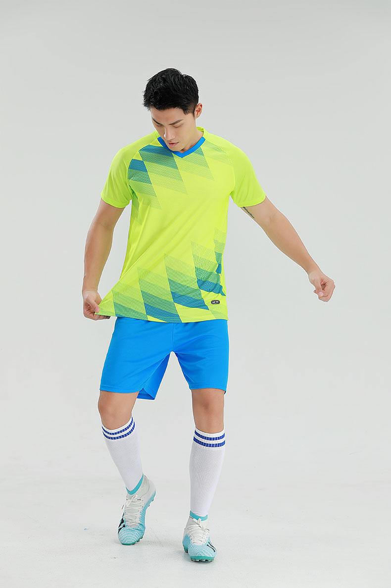 M3206 Fluorescent Yellow model action