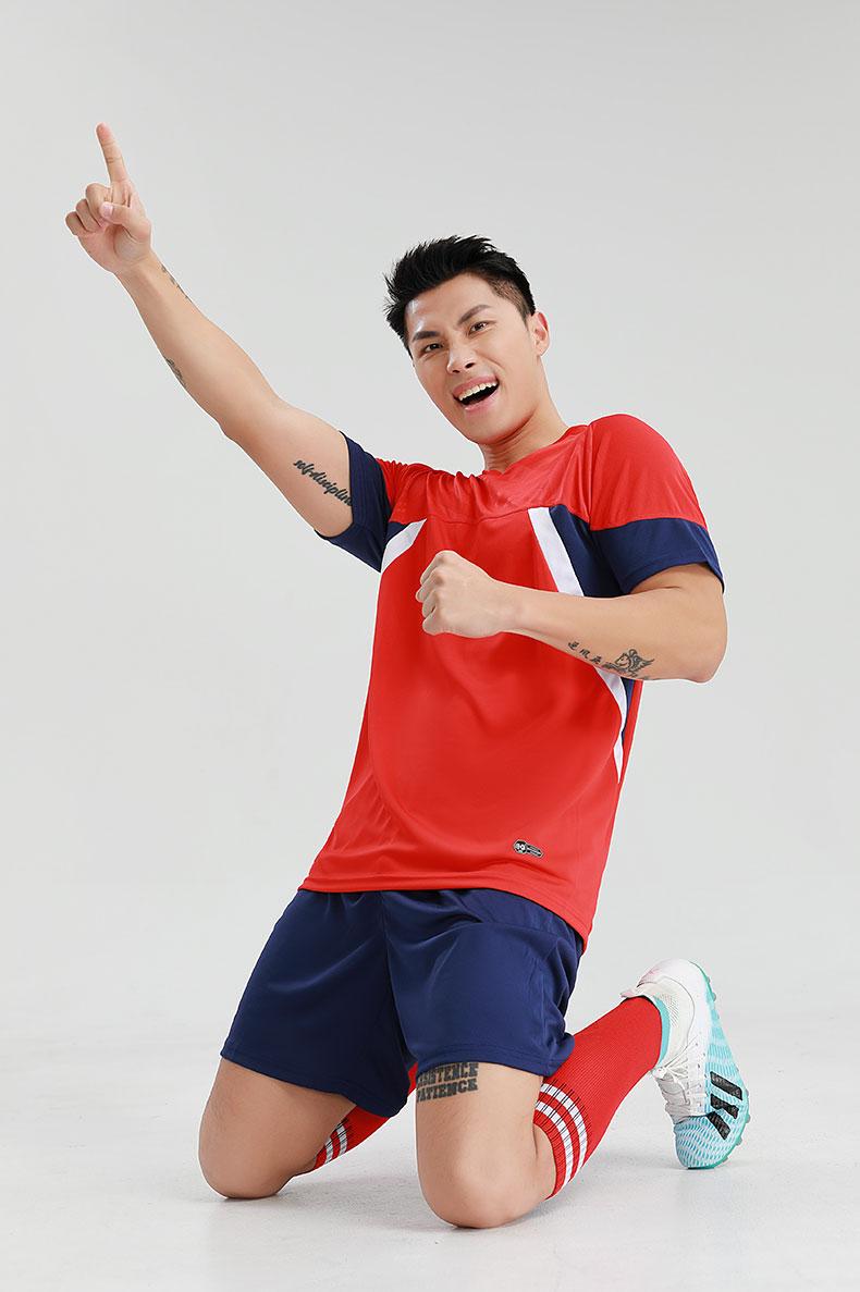 M3207 Red Navy model kneeling