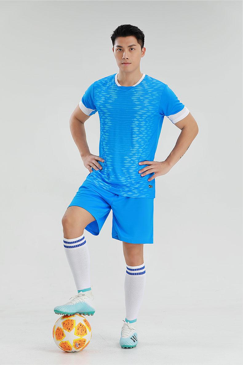 M3210 Royal Blue model pose