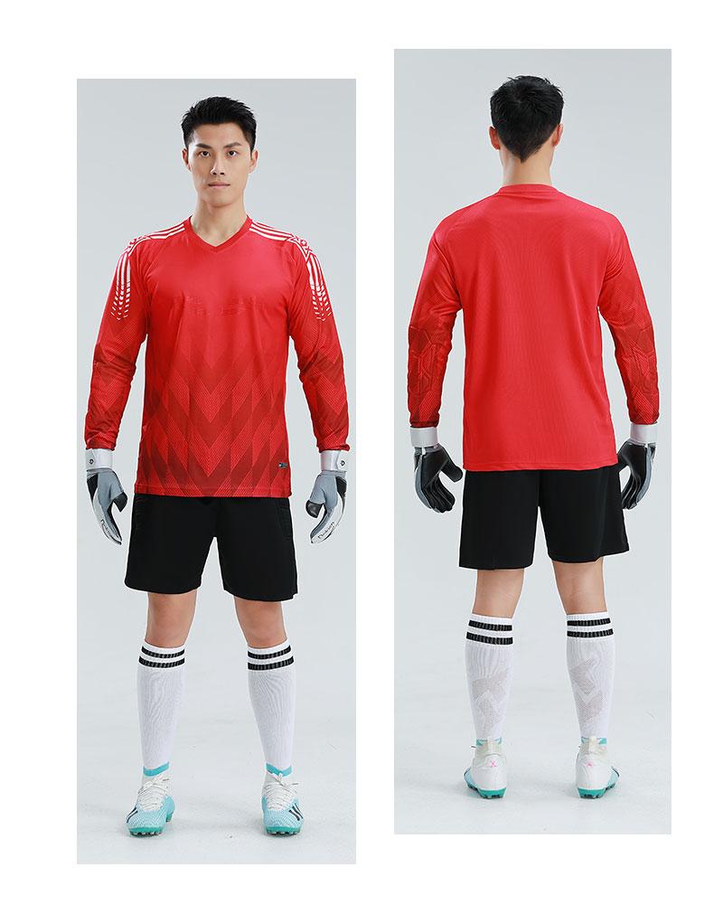 M8006 goalkeeper jersey red model photo