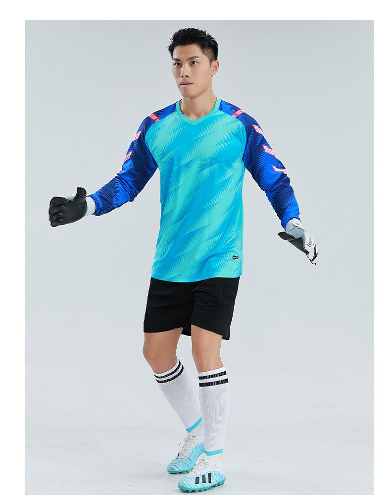 M8007 goalkeeper jersey light lake blue model photo 2