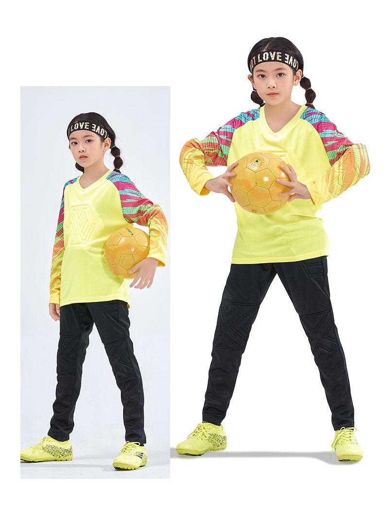 M8008 goalkeeper jersey kids yellow model photo
