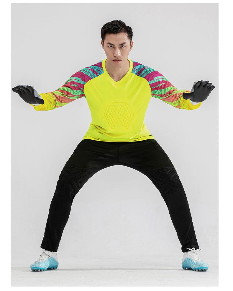 M8008 goalkeeper jersey yellow action photo
