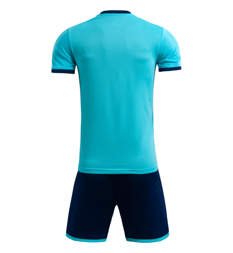 M8607 cyan soccer training set back