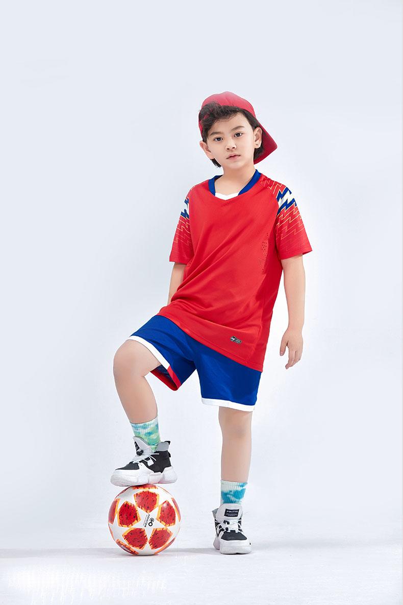 M8636 kids Bright Red model