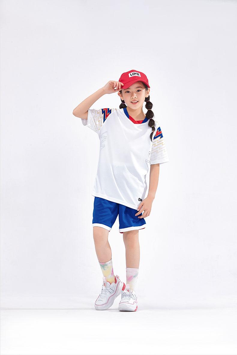 M8636 kids White model