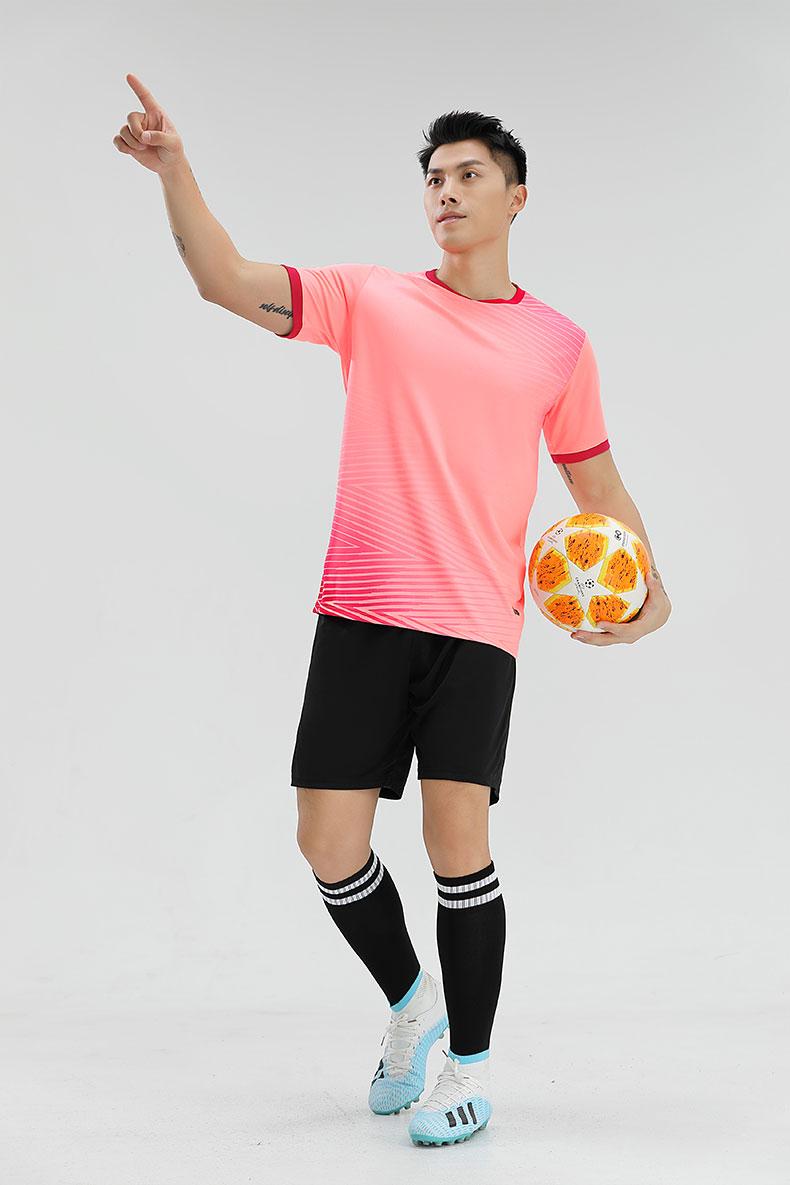 M8641 Pink model standing