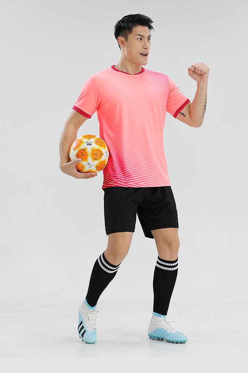 M8641 Pink model pose