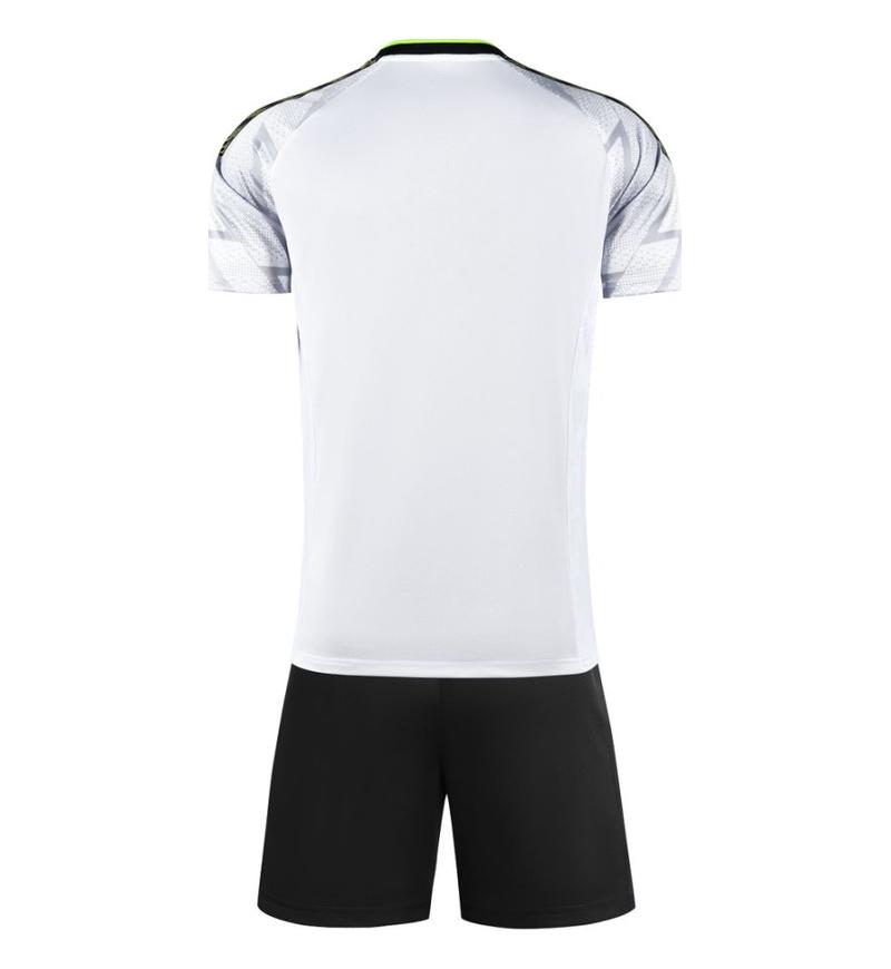 M8656 White back